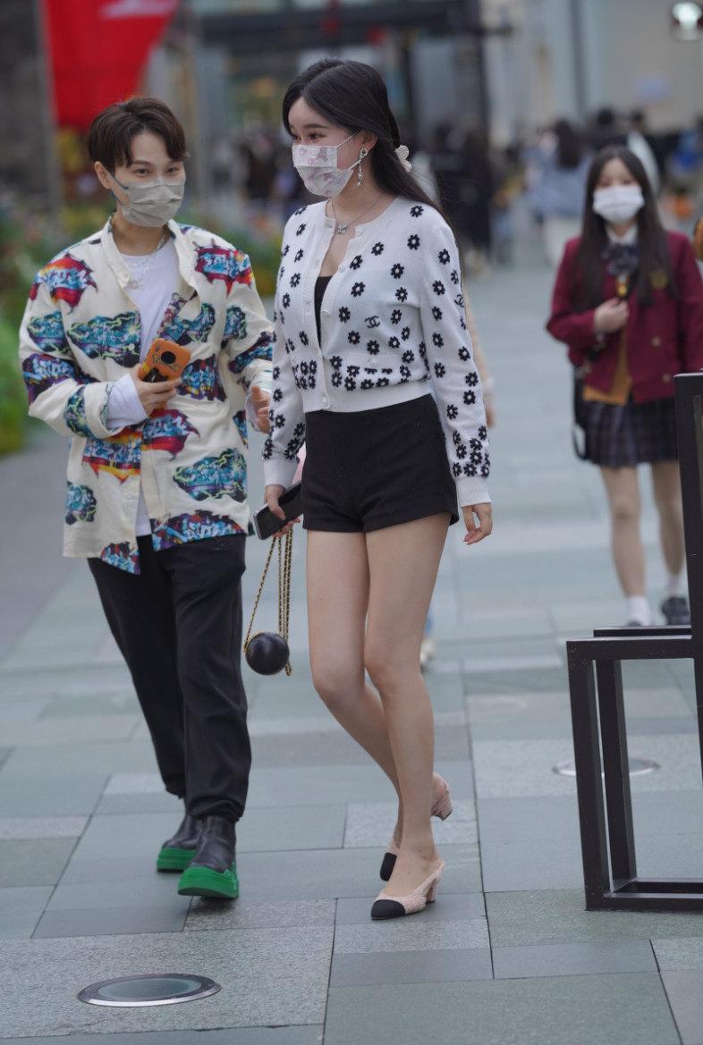 都市丽人高挑热裤美女【163P-2.22G】