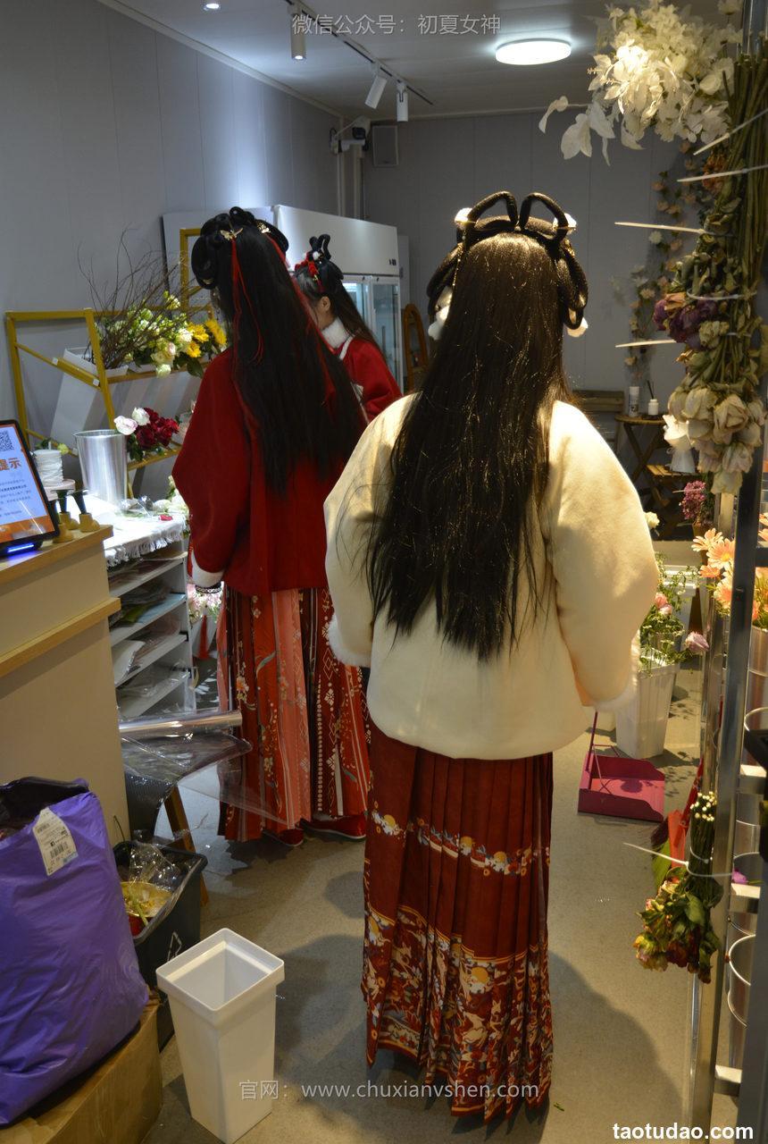 初夏女神 NO.148 双双&秀秀&情情 新年快乐[110P+1V／3.06GB]