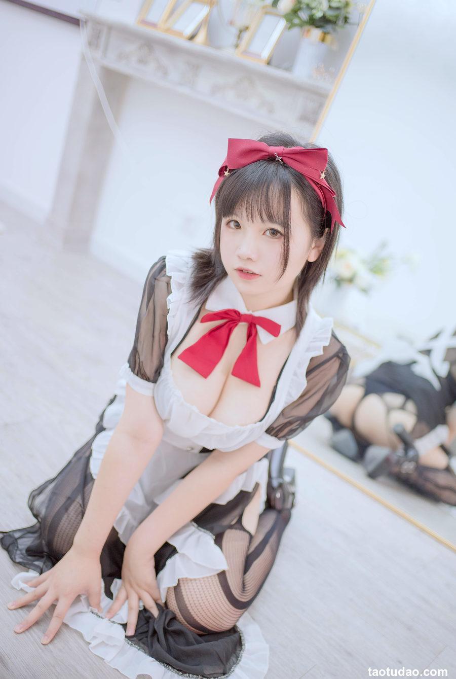 阿半今天很开心  - 透明女仆 [39P-166MB]