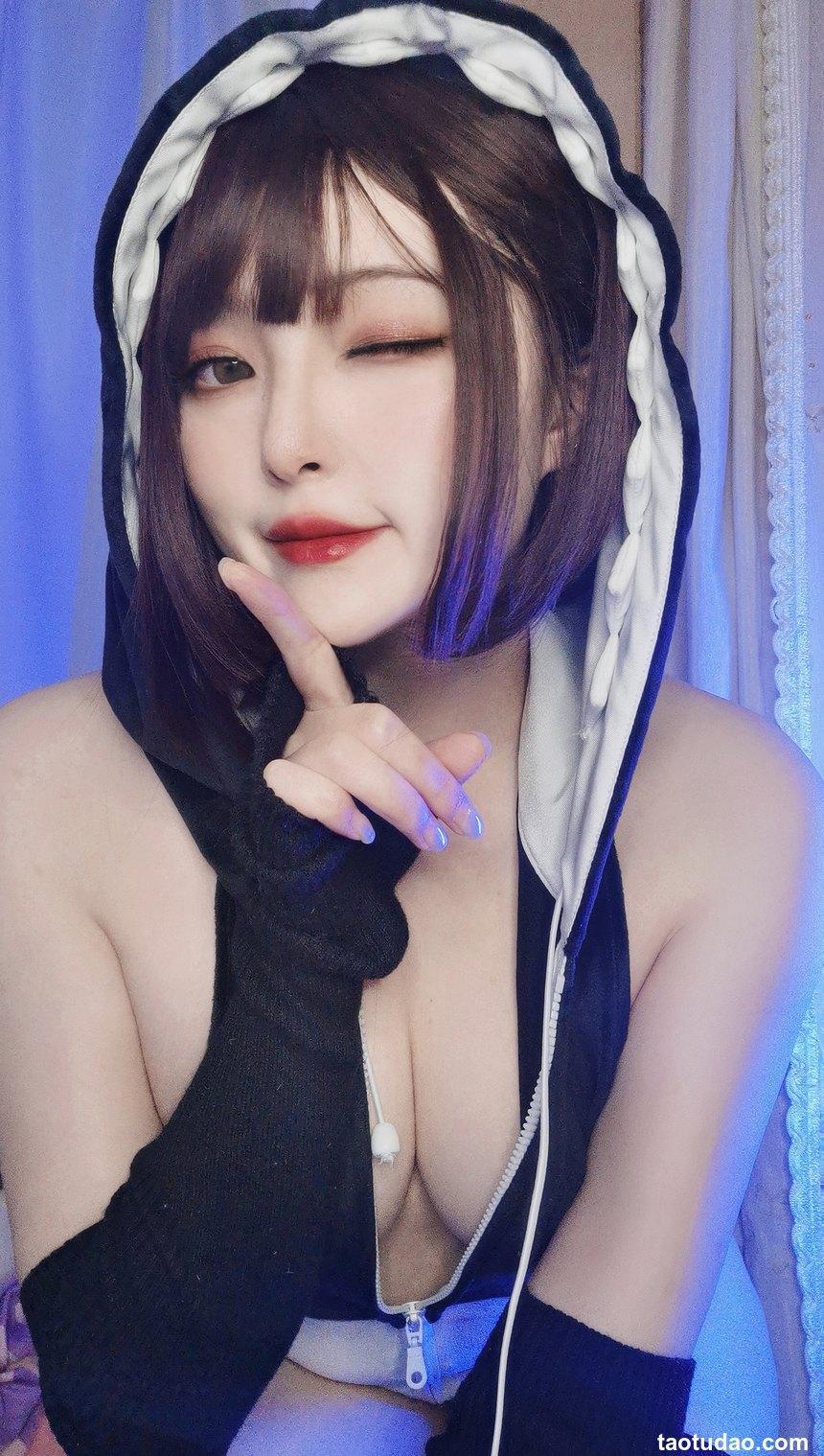 Natsuko夏夏子 - NO.15 虎鲸 自摄 [25P-101MB]