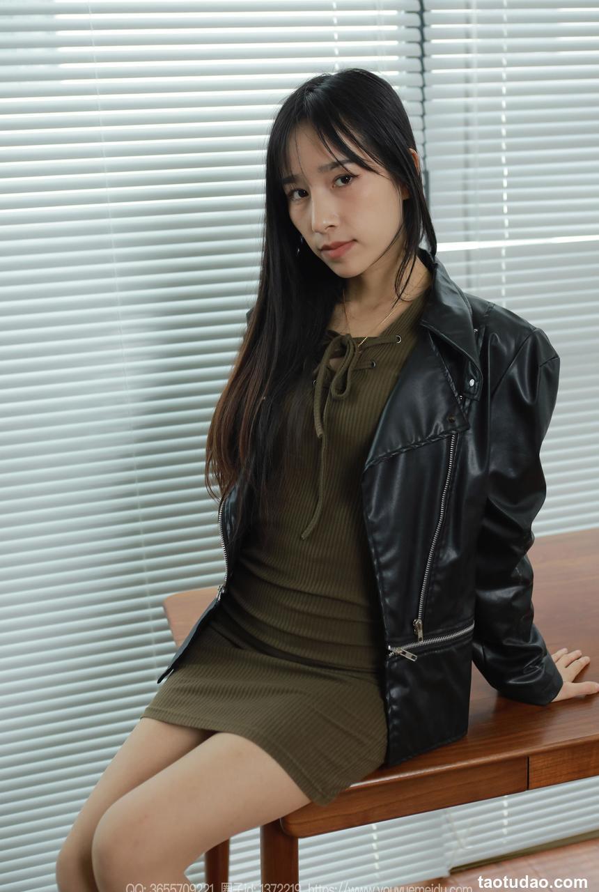 [IESS异思趣向] 2024.04.17 丝享家 1718 美子《夹心饼干》[83P57MB]