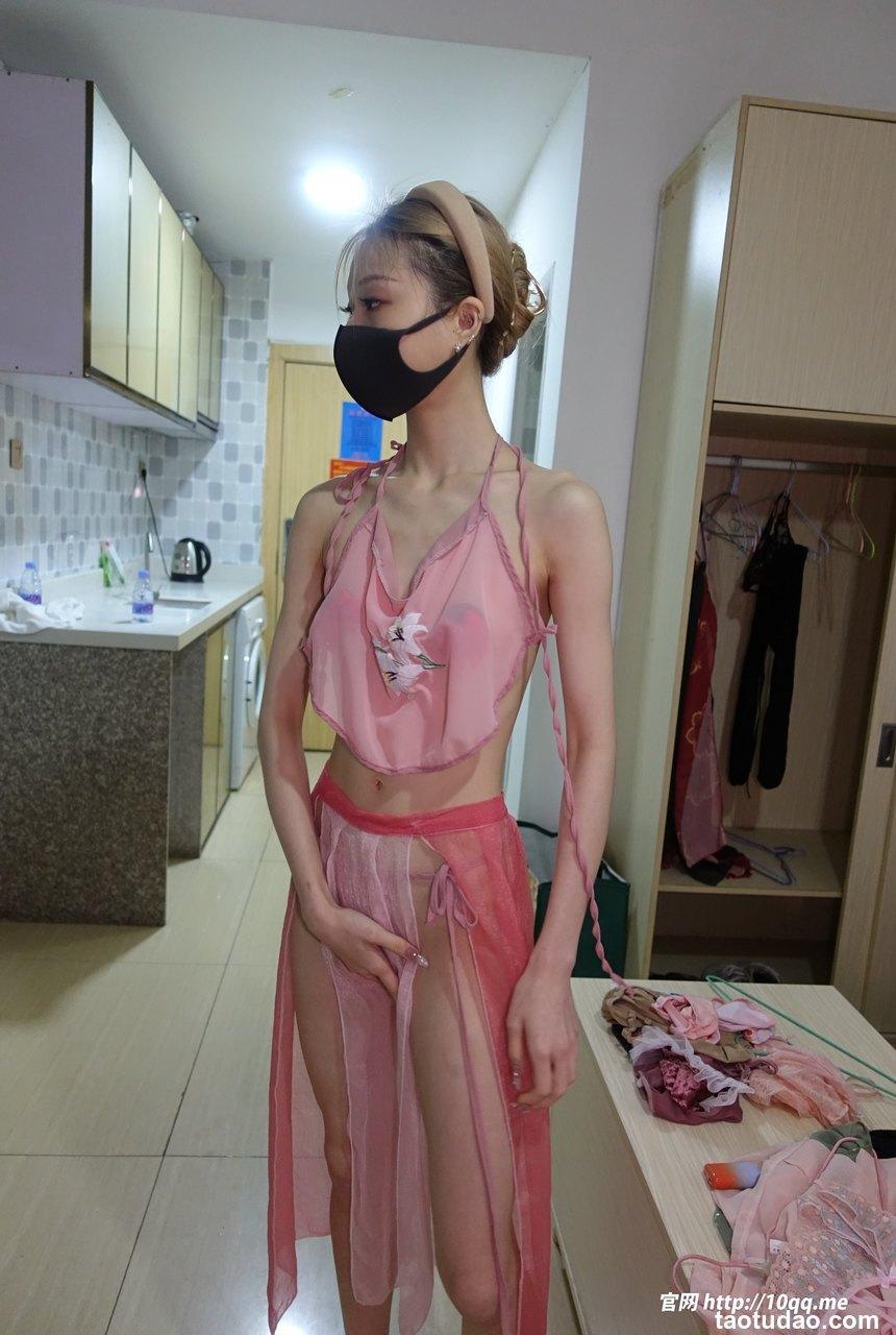 [ROSI口罩系列]2023.09.02 NO.2638[87+1P／102MB]