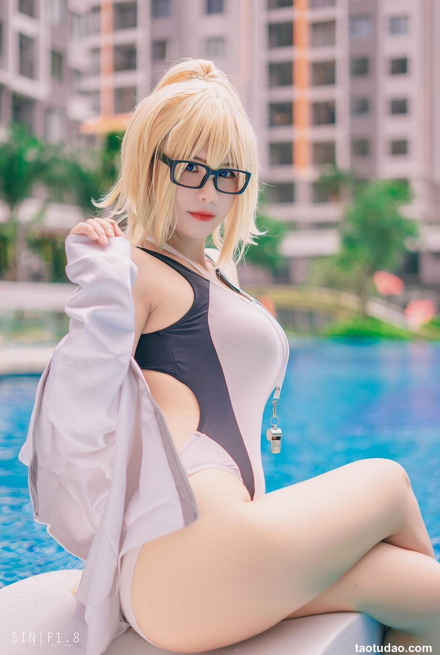 Pyon-Jeanne d’Arc Swiming[37P-202MB]