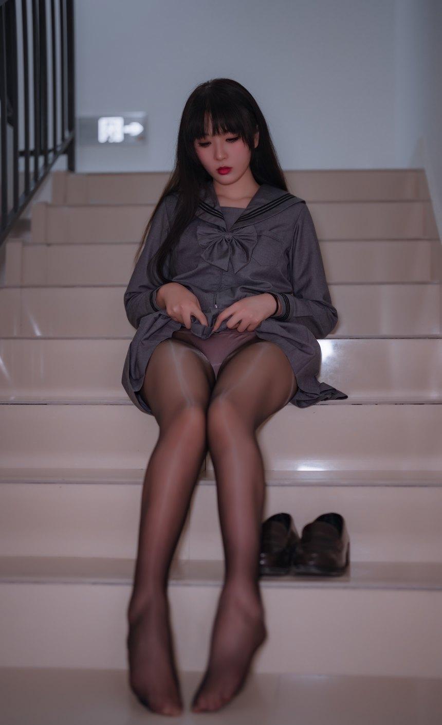 [轩萧学姐] 楼道 车库 [87P-165M]