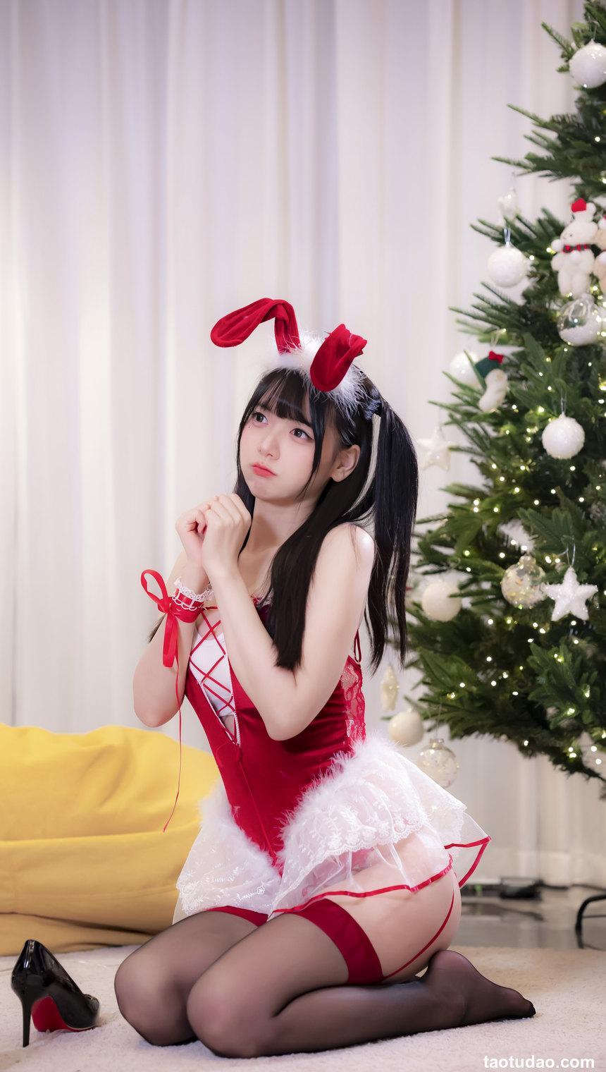 kyokyo沉迷汉堡王 - 圣诞写真 [19P-19MB]