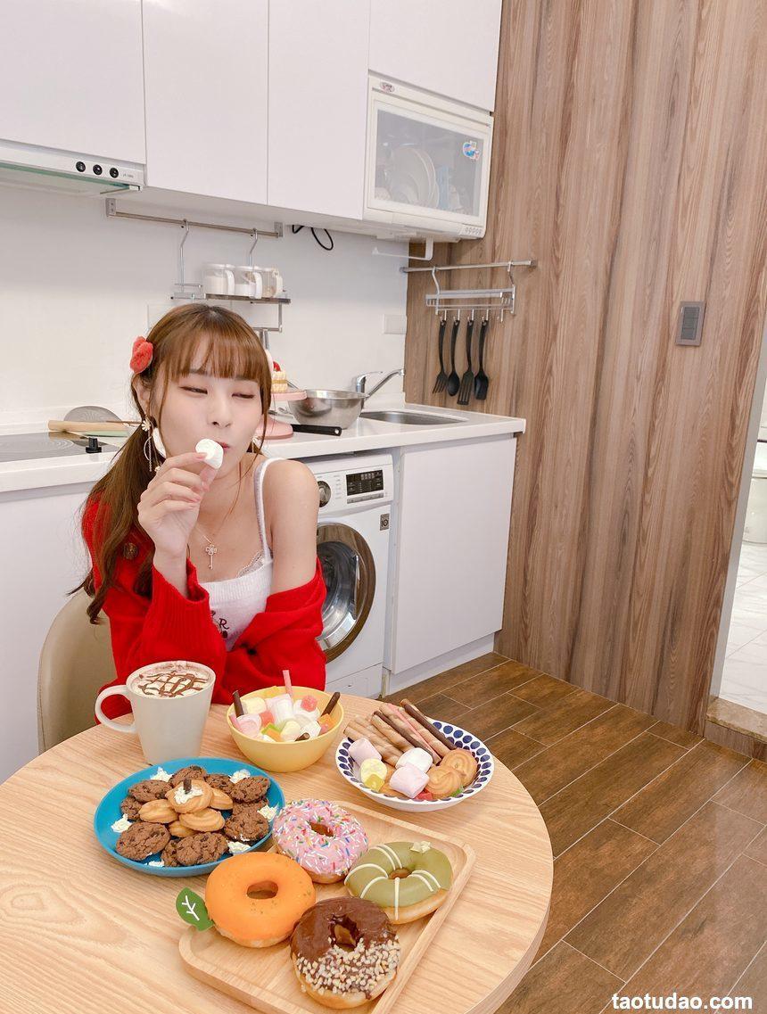 泥泥汝 NO.06 2022年02月 私人寫真側拍 [239P6V-512MB]