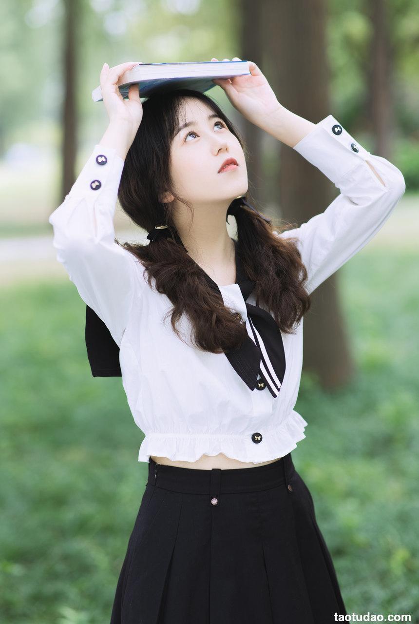 [YITUYU艺图语]2022.12.23 林中の时光 楸萩[24+1P／185MB]