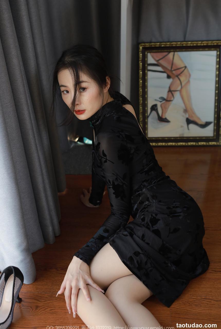 [IESS异思趣向] 2024.04.10 丝享家 1712 小金《高叉旗袍》[88P-68.6M]