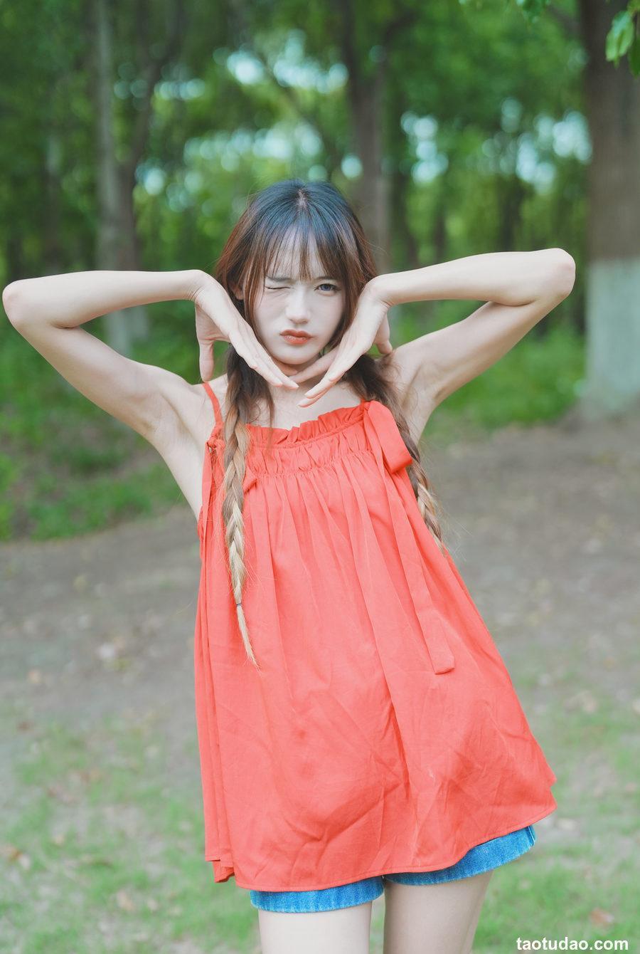 兔子Zzz不吃胡萝卜 - 夏日香气 [30P-334MB]