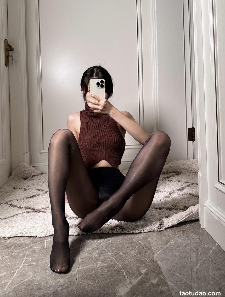 陈妮妮UNI - NO.22 超惹火魅惑熟女 [31P-97MB]