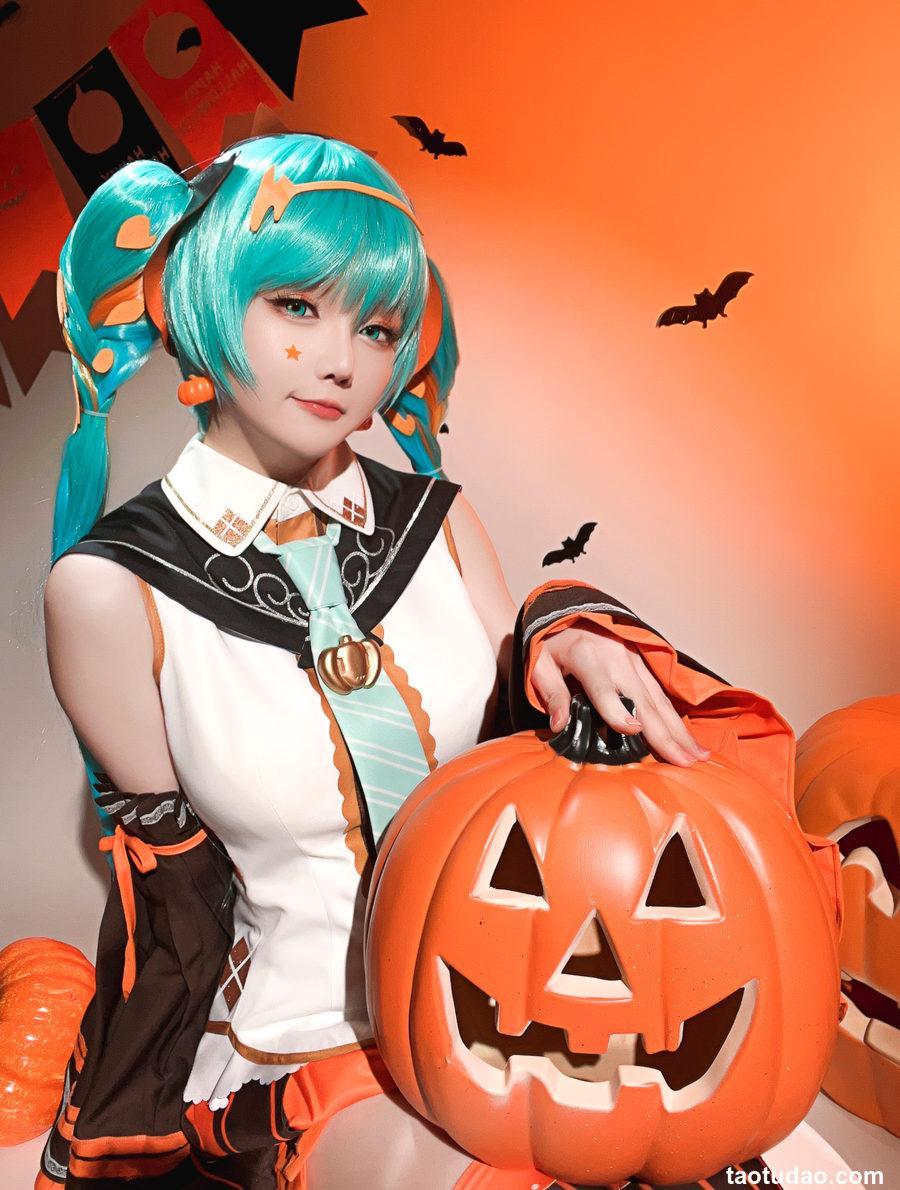 星之迟迟 -  23年10月计划赠品 万圣节MIKU [53P-306MB]