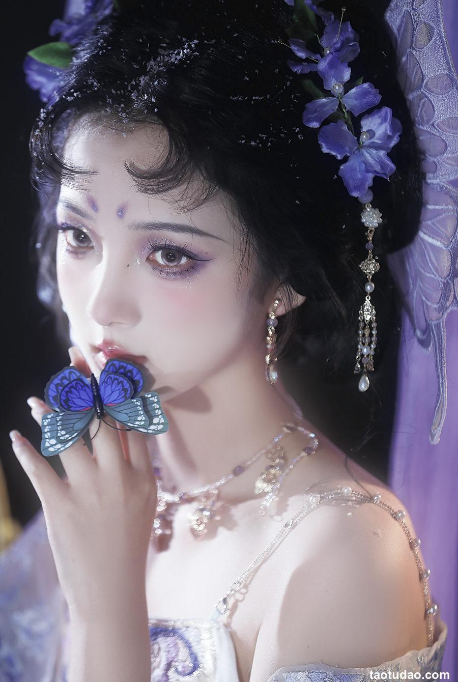 ble - 鸢尾 [19P-163MB]