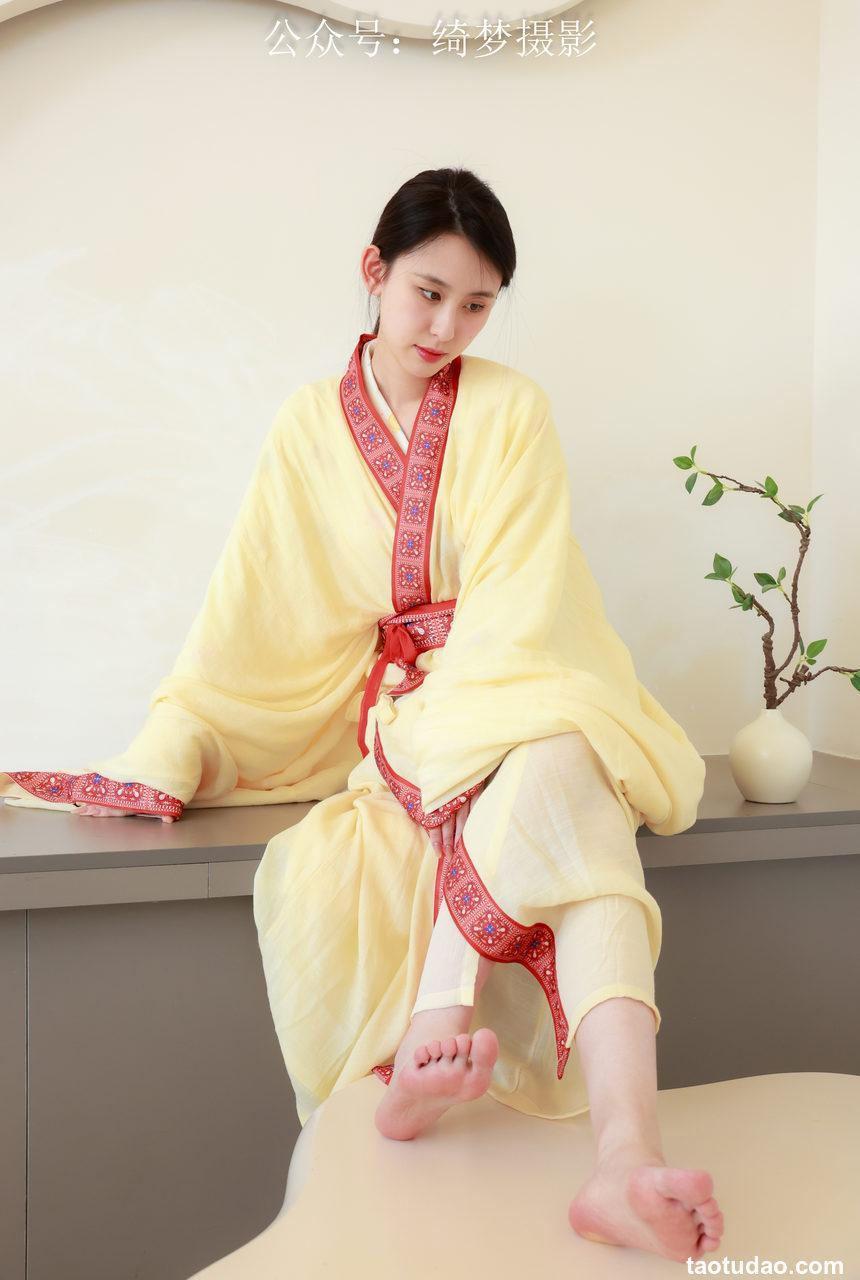 [绮梦摄影] 2024.09.10 NO.021 yaya 珍藏无修无水印版 [189P+1V-6.94G]