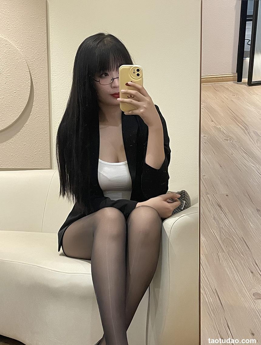 轩萧学姐下班后ol [72P-253MB]