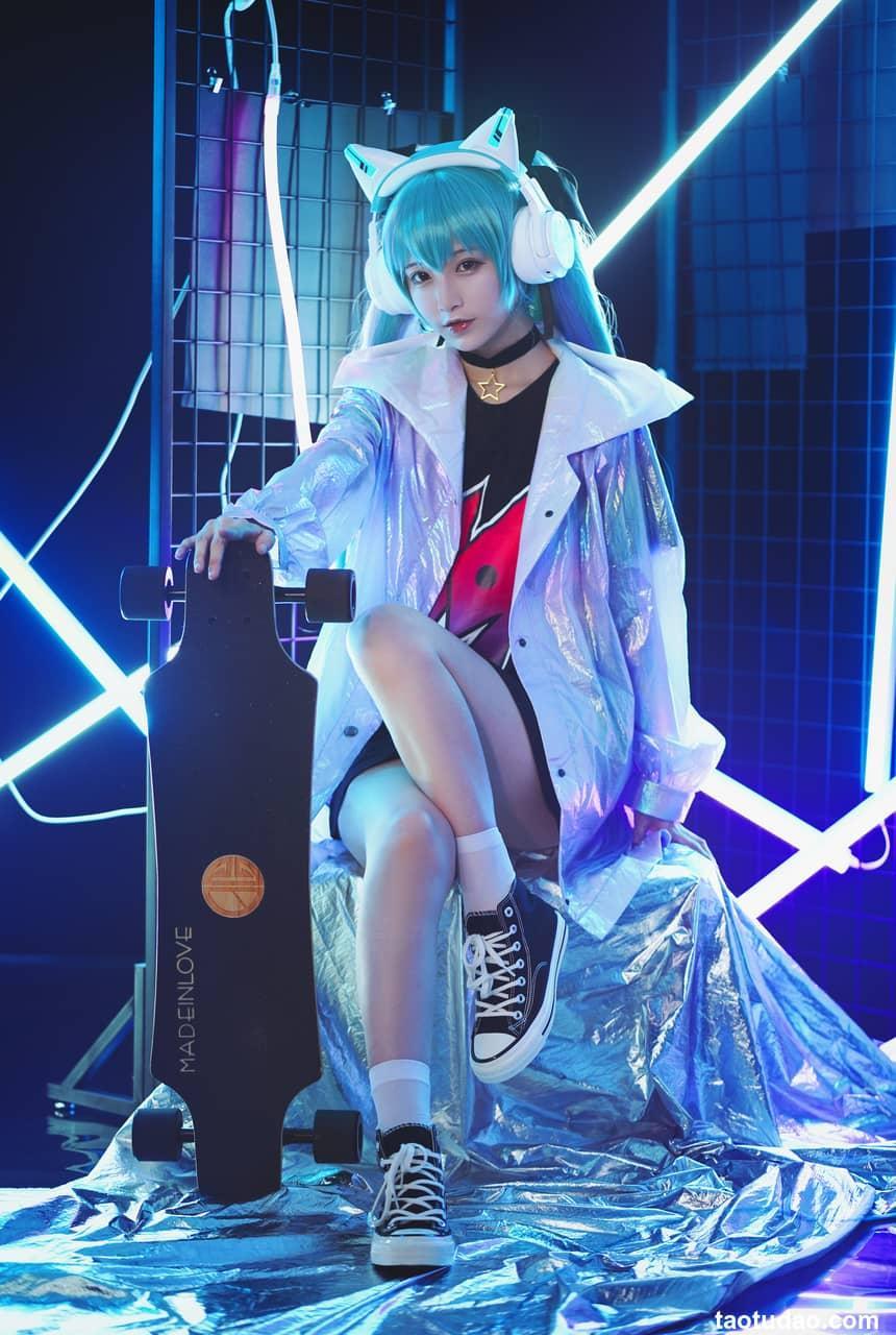 铁板烧鬼舞w -  NO.029 妖舞耳机miku最终[18P+1V-232.1M]