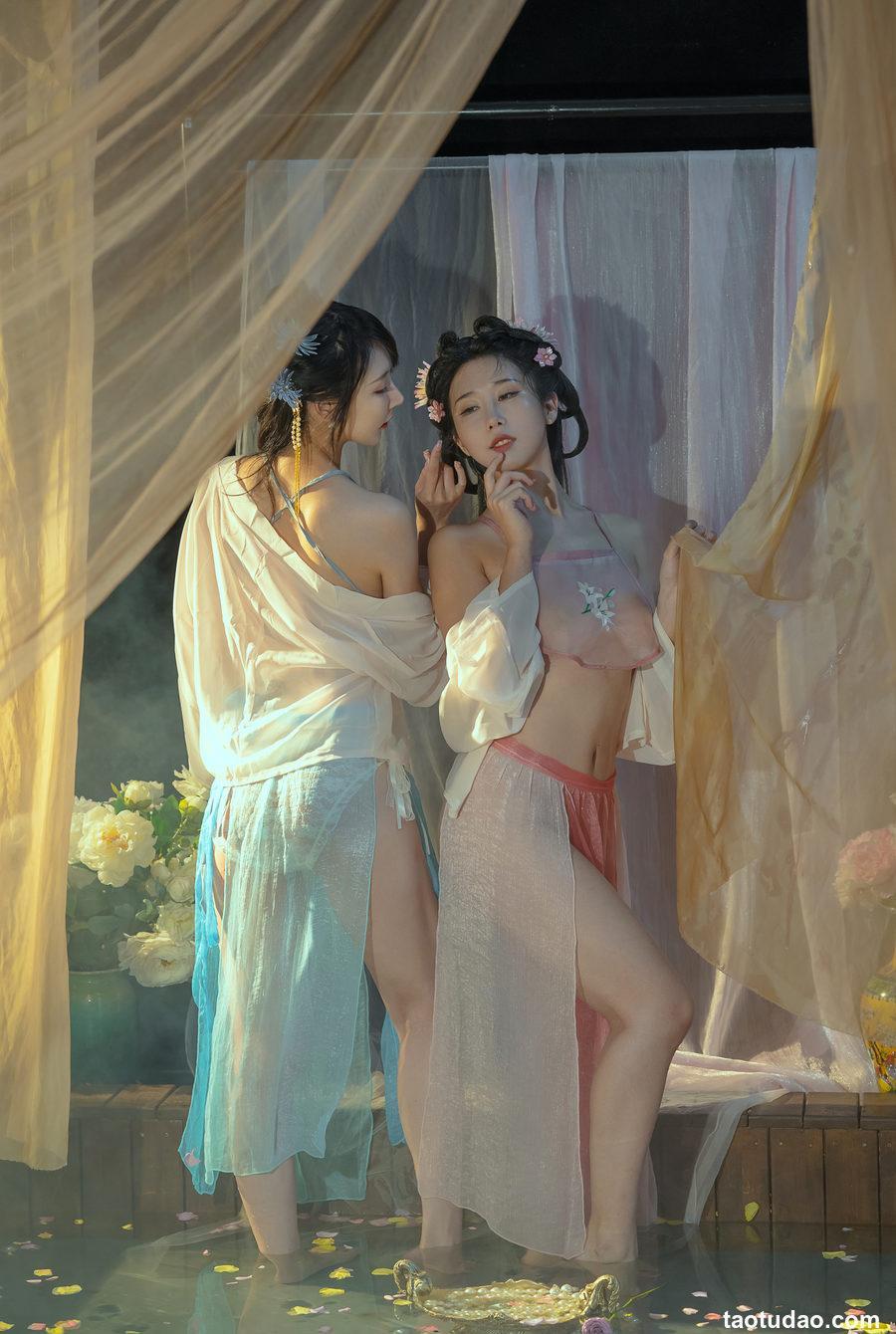 云溪溪 - 奶桃 水池 [42P-490MB]