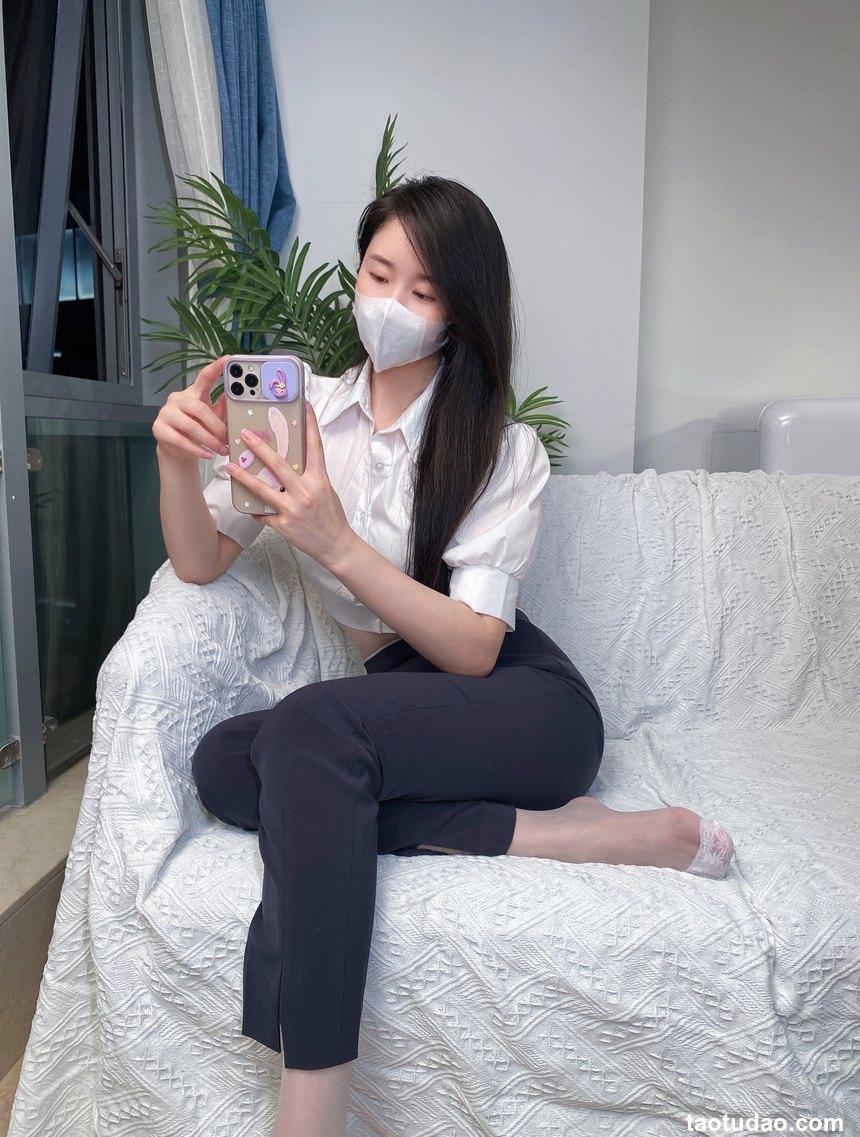 软妹小九九[July芝岚] - 超薄裤里丝 [18P-60MB]