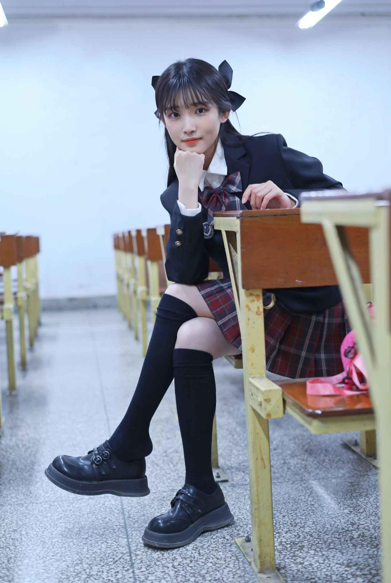 [织梦映像] No.030 等你下课-夜来幽梦忽还乡 [70P+1V-2.07G]