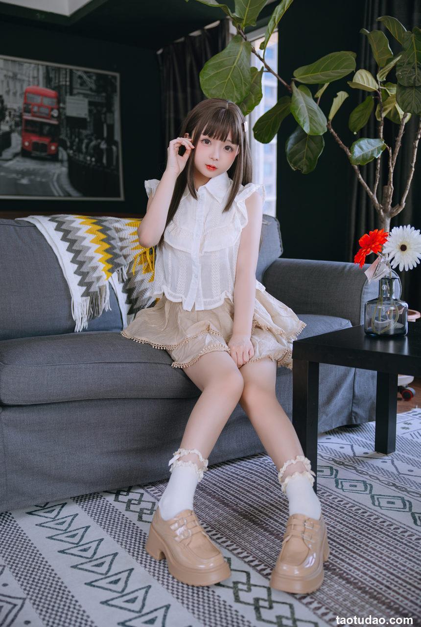 日奈娇 - 人妻 [149P-1.41G]