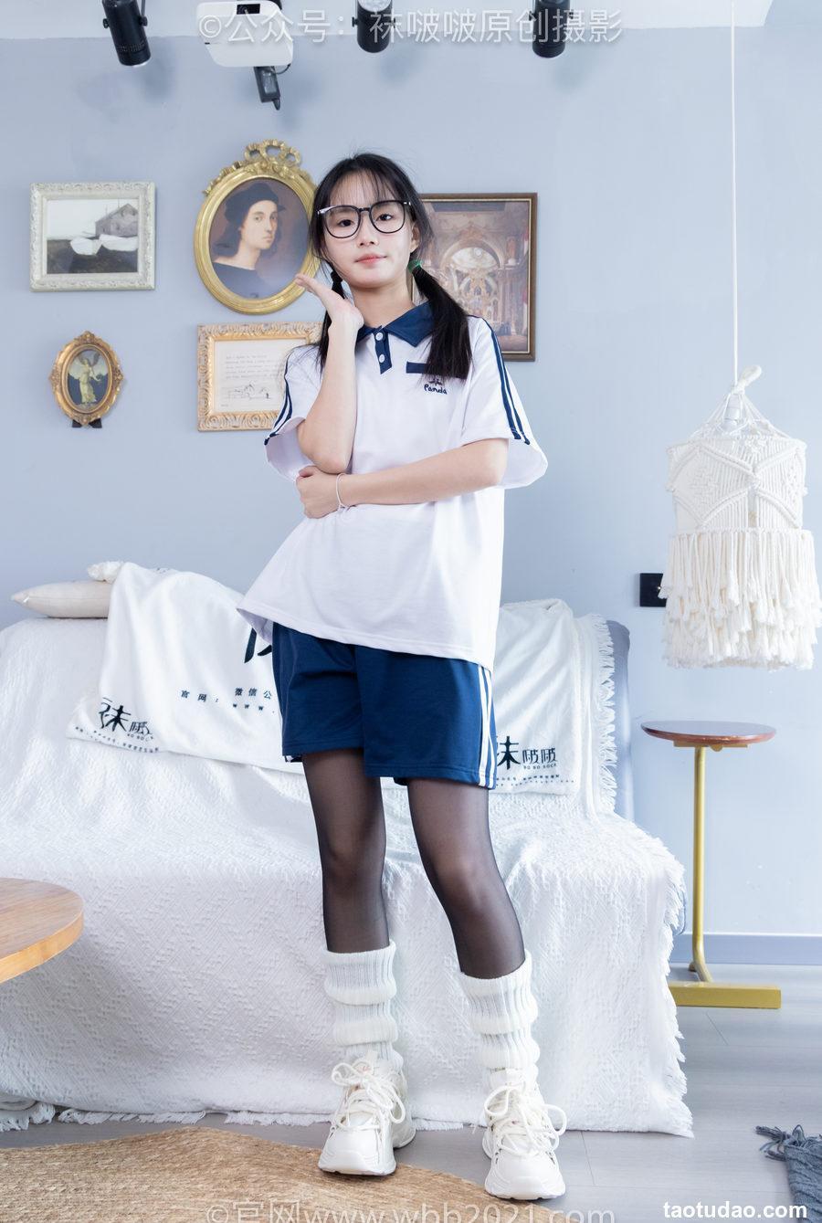 [BoBoSocks袜啵啵]NO.335 甜甜圈-校服、运动鞋、薄黑丝、袜套[154P+1V／7.48GB]