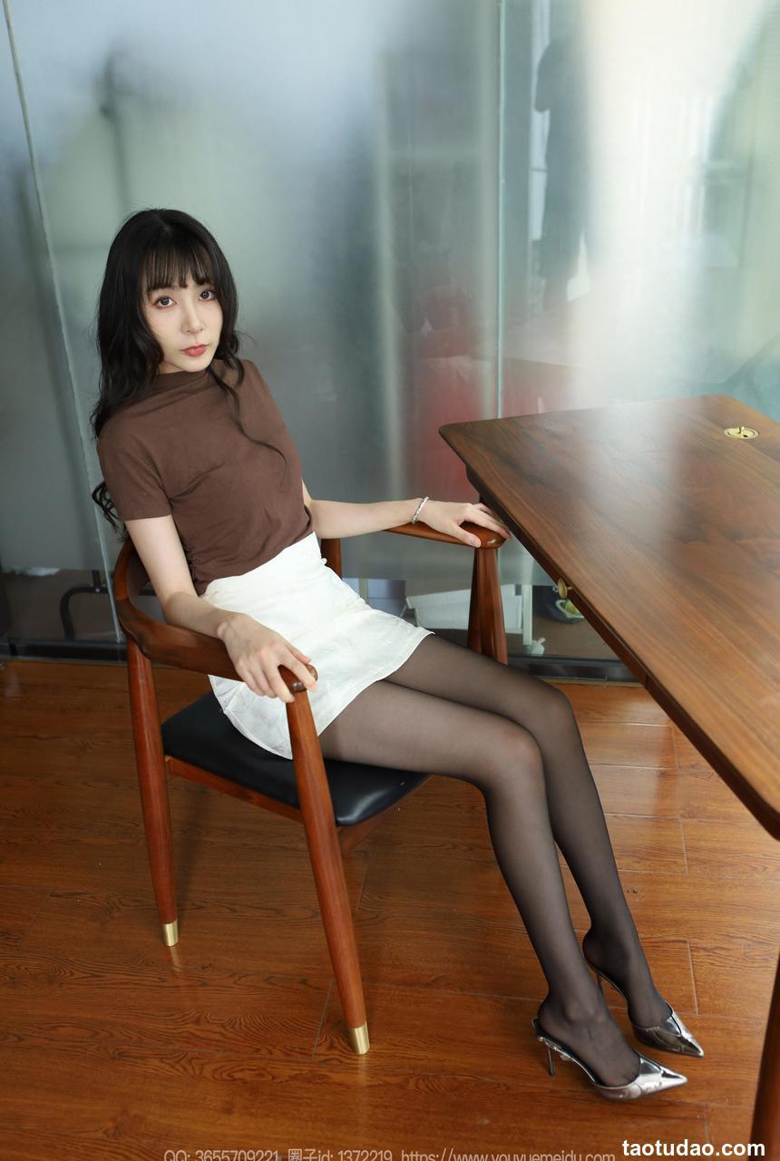 [IESS异思趣向] 2024.05.26 丝享家 1751 团团《咖色穿搭》[87P-81MB]