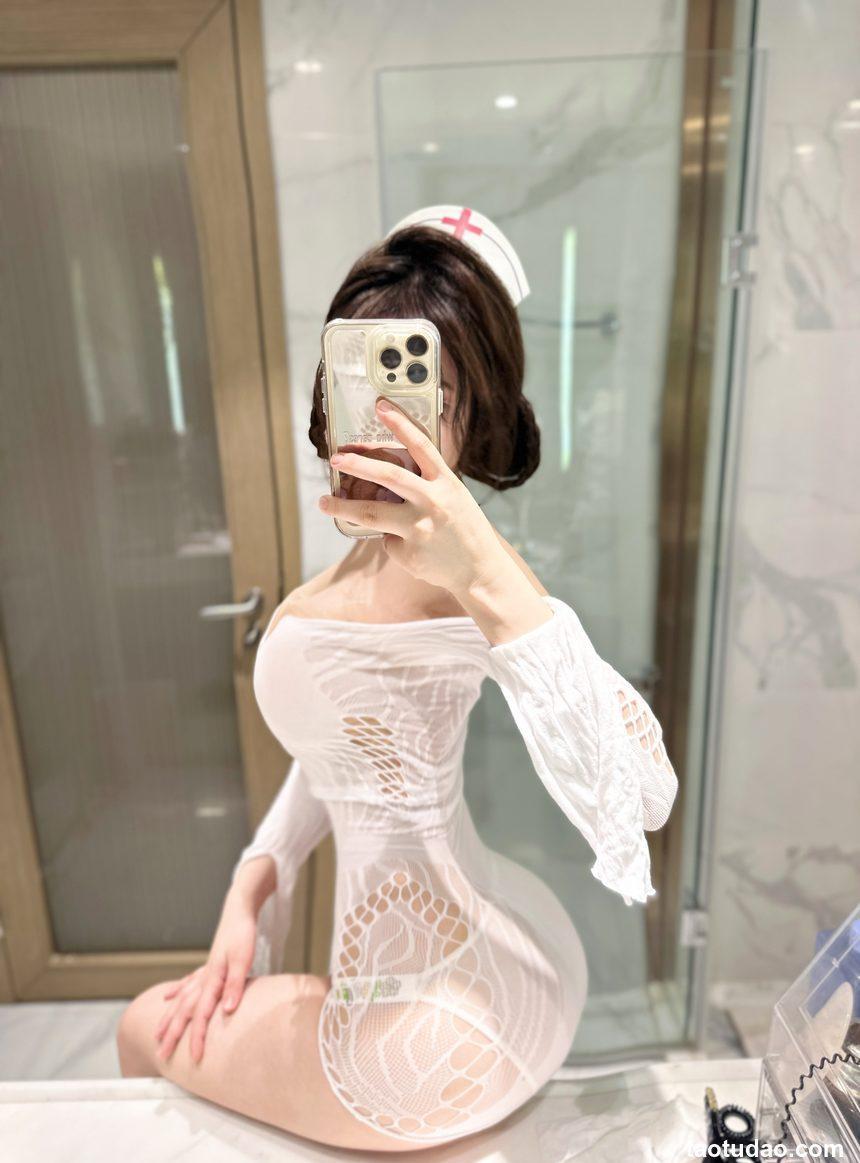 奔跑的晶骡儿 - 小护士 [21P+1V-127MB]