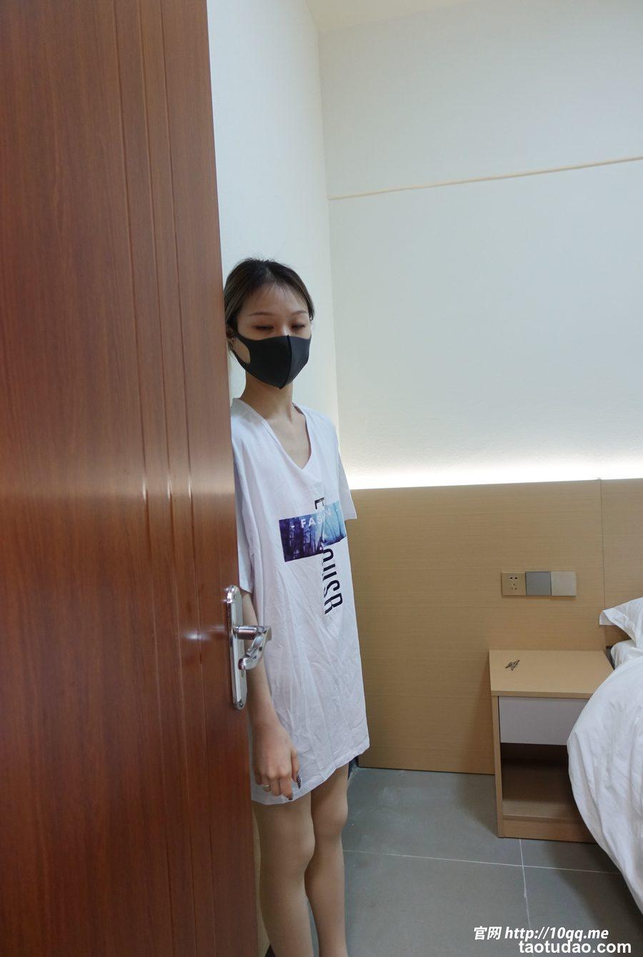 [ROSI口罩系列]2024.03.09 NO.2827[64+1P／71MB]