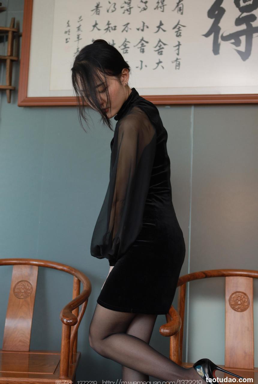 [IESS异思趣向] 2023.05.05 丝享家 1442 婉萍《黑色蔷薇》[86P-89M]