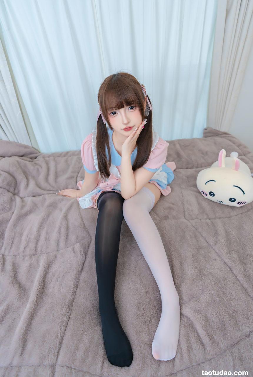 神楽坂真冬 -  小小女仆 [75P+2V-374MB]