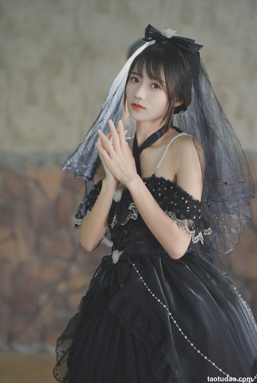 兔子Zzz不吃胡萝卜 - NO.144 契约十字 [27P-281MB]