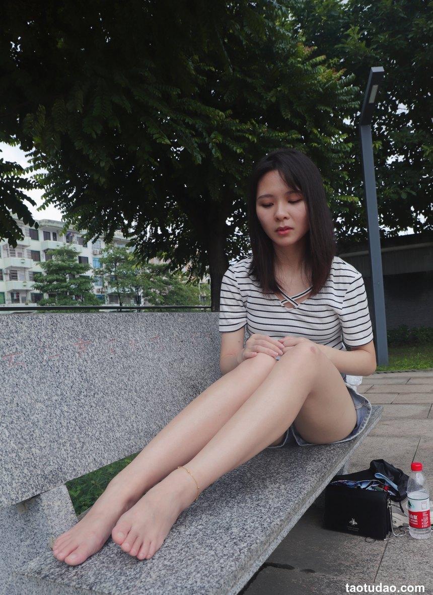 Pary摄影 NO.001 大美女慧婷公园展示美脚[153P／868MB]