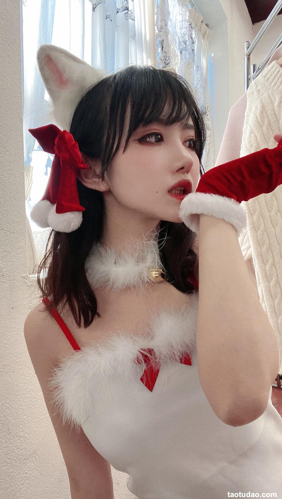 Shika小鹿鹿 圣诞4套自拍 【42P-105MB】