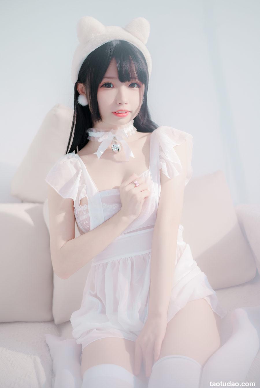 十万珍吱伏特 NO.006 睡裙 [11P-95MB]