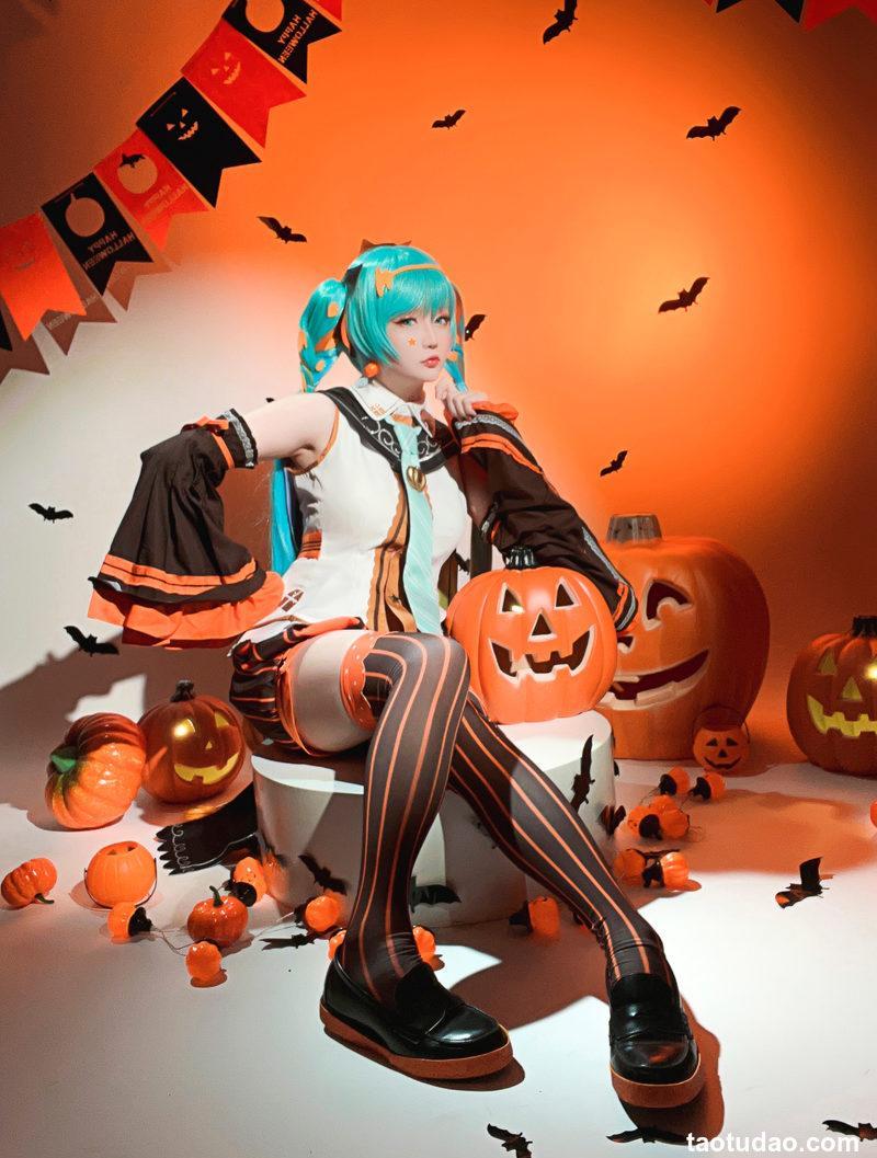 星之迟迟 万圣节MIKU  [53P-305M]