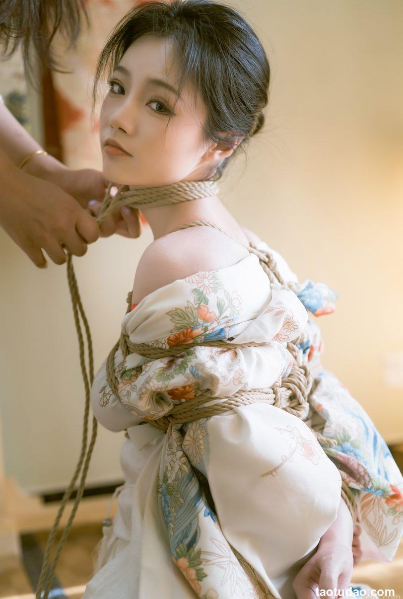 桃良阿宅 紧缚 [56P-536MB]