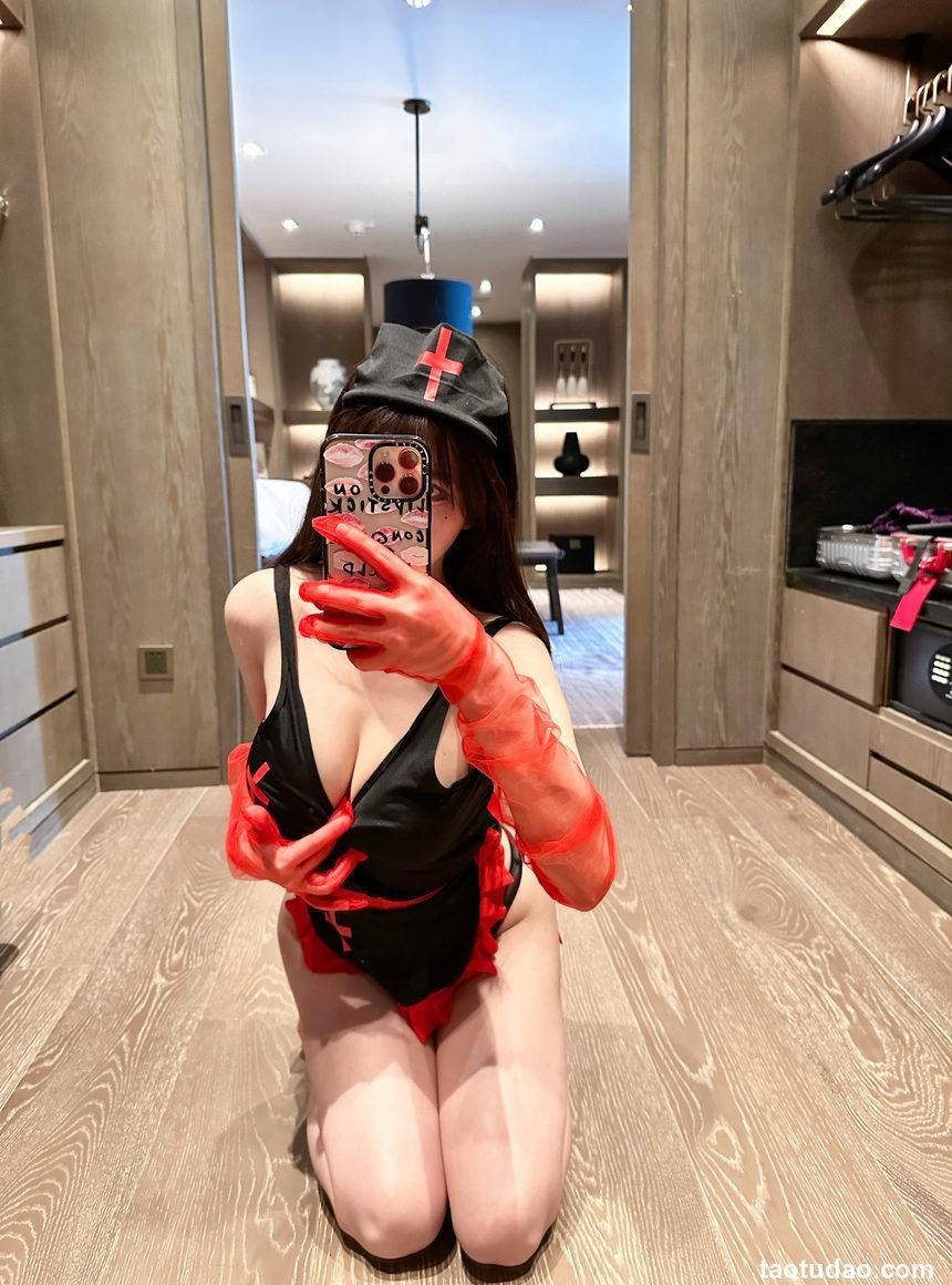 奔跑的晶骡儿 - 黑红情趣 [67P-748MB]