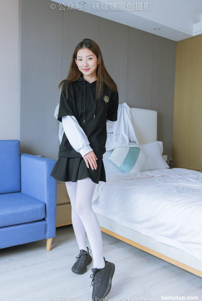 [BoBoSocks袜啵啵]NO.214 小沫-黑色运动鞋、厚白丝[142P+1V／5.49GB]