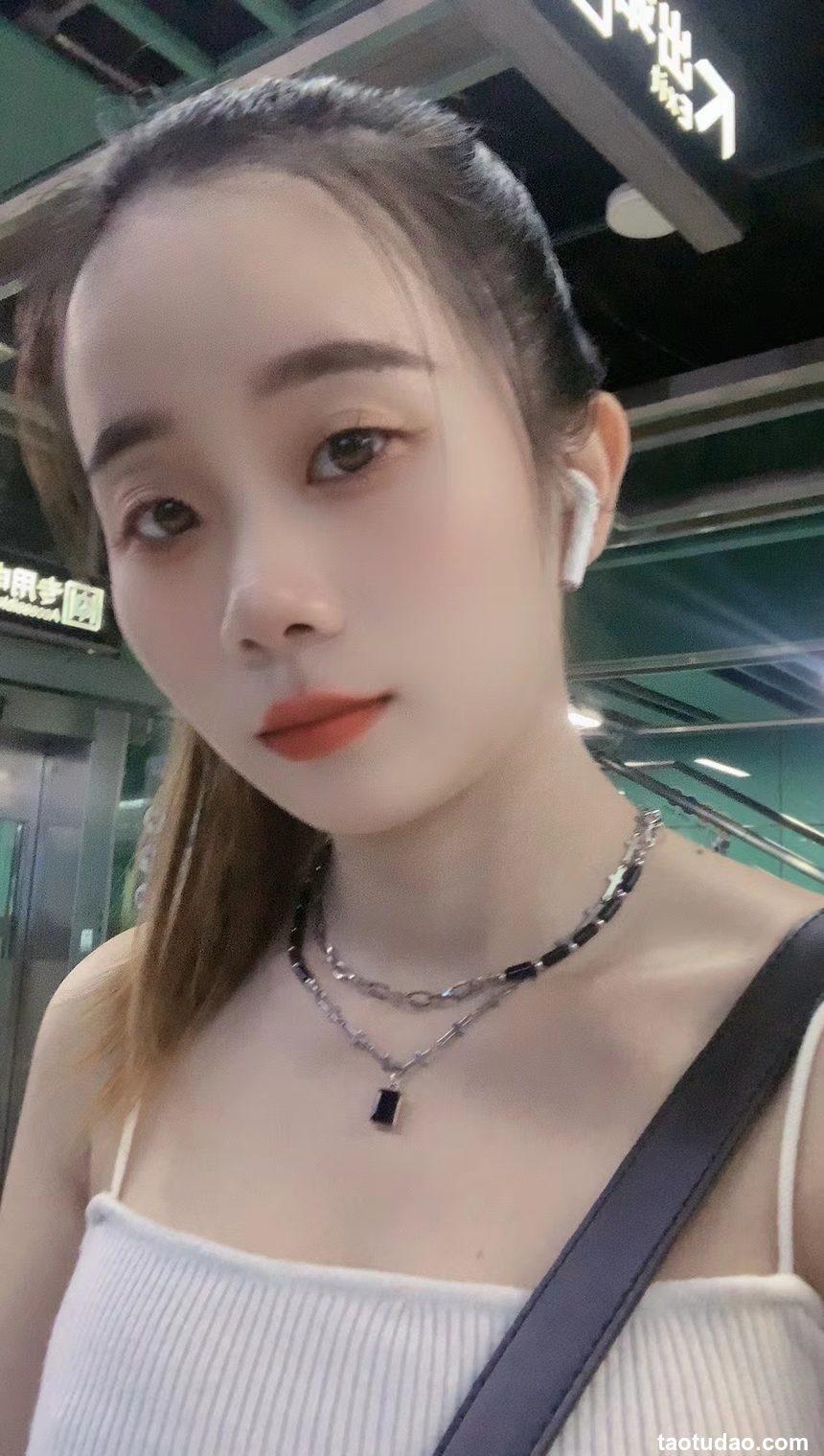 鱼鱼足影 NO.085 - 霞霞[58P+1V／369MB]