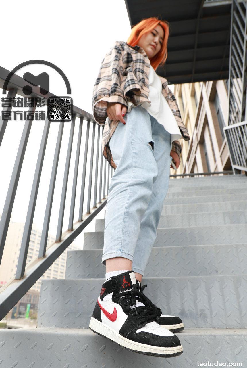 [誉铭传媒]袜足摄影 2020年 NO.044[80P+1V／844MB]