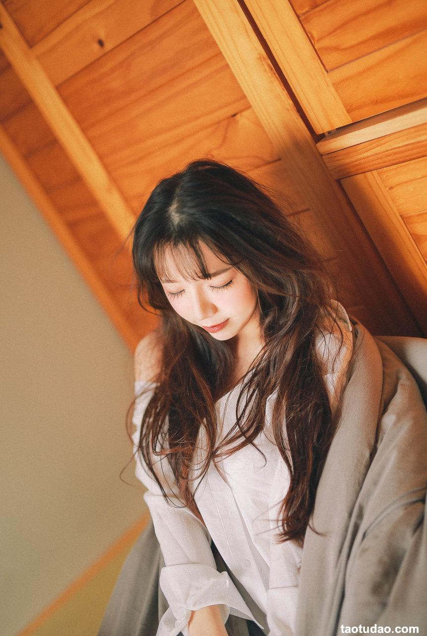 [YITUYU艺图语]2022.12.26 回到夏天 一坨王奕萌[23+1P／167MB]