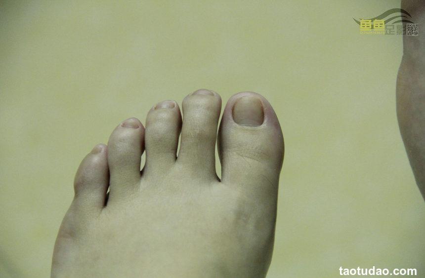 鱼鱼足影 NO.077 - 佛山金融妹[35P／105MB]