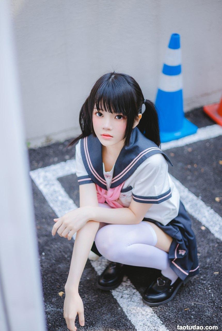 桜桃喵 — 草莓·雪糕01 [33P-363M]