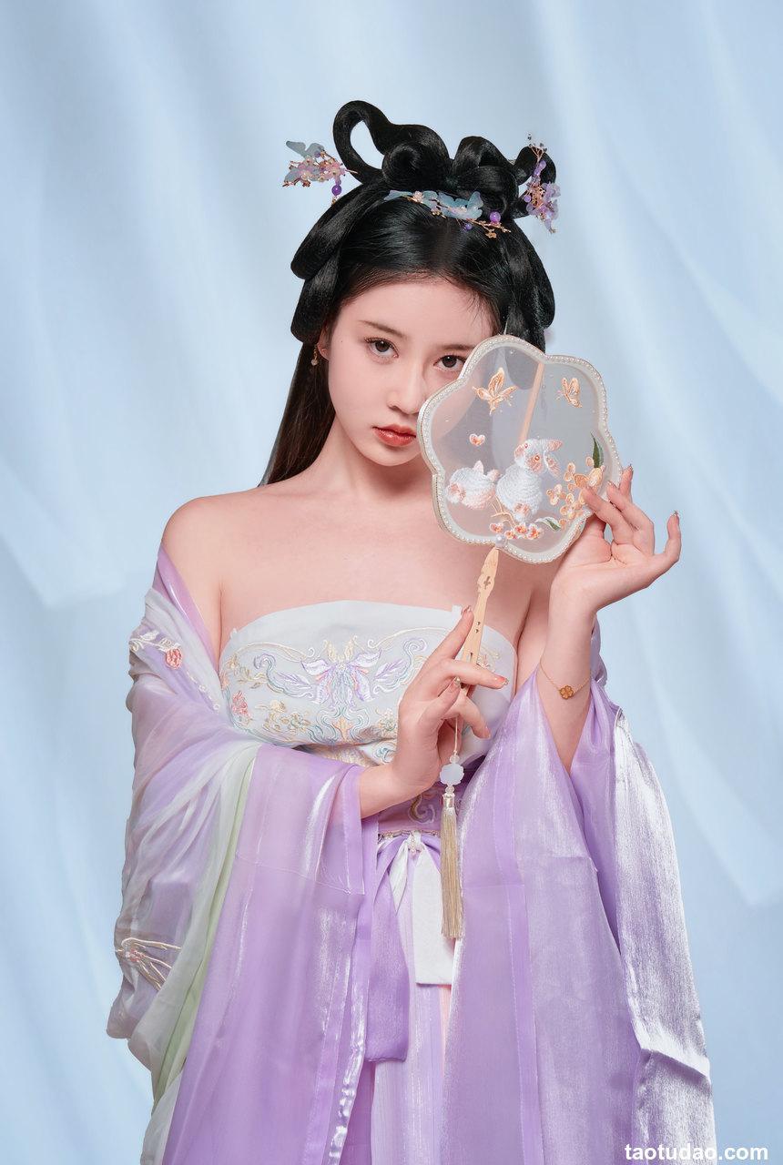 年年-春日之時[17P-136MB]