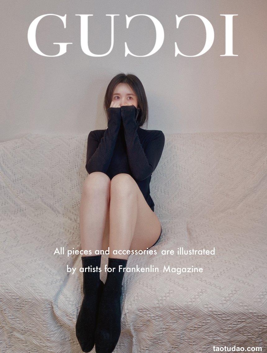 软妹小九九[July芝岚] - 加了滤镜的 [18P-70MB]