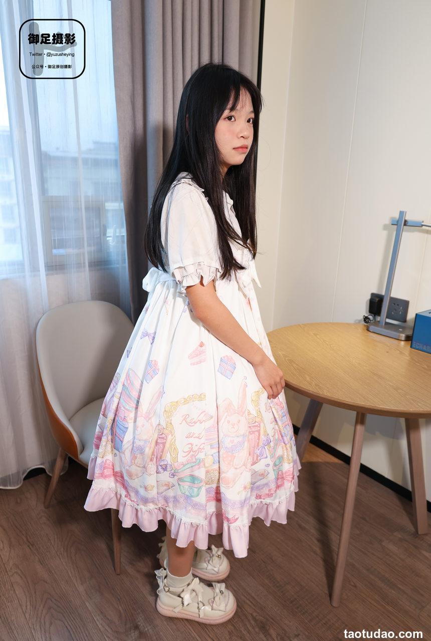 御足摄影 NO.020 洛丽塔美足 [100P1V3.11GB]