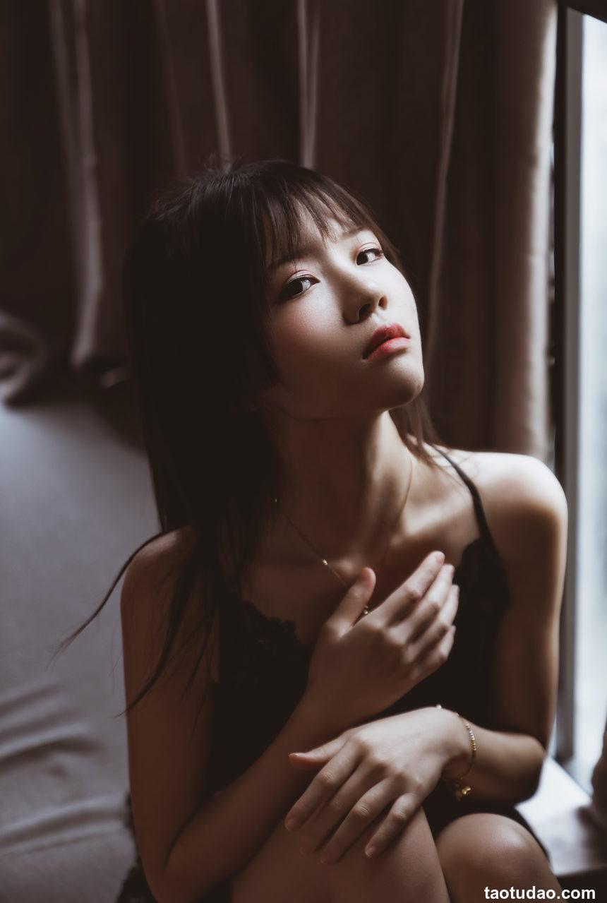 桜桃喵  - 黑 [21P-163MB]