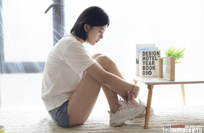 [MZSOCK]爱美足 NO.221 蕊子[120P+1V／3.13GB]