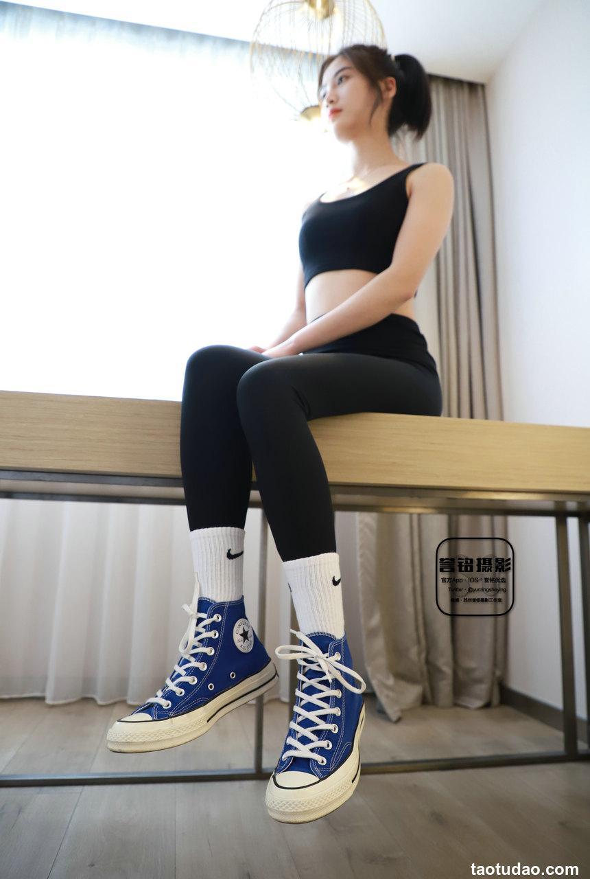 [誉铭传媒]袜足摄影 2023年 NO.009[101P+1V／2.14GB]