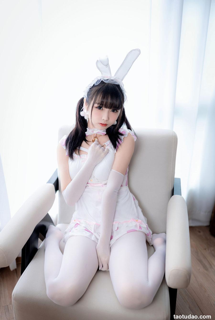 十万珍吱伏特 NO.010 白桃乌龙奶茶 [94P-149MB]