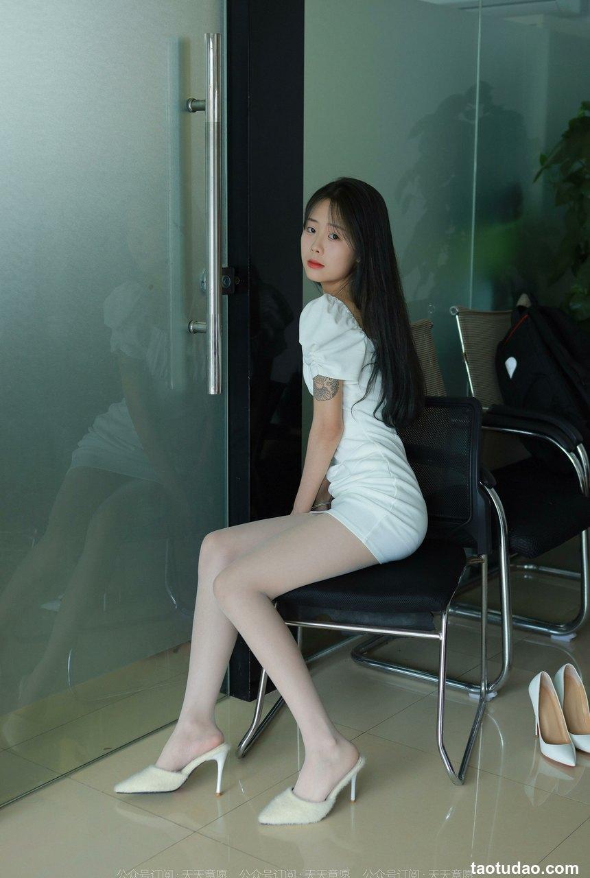 [IESS异思趣向] 2022.08.28 丝享家1191：二八《白色茉莉》[90P／114MB]